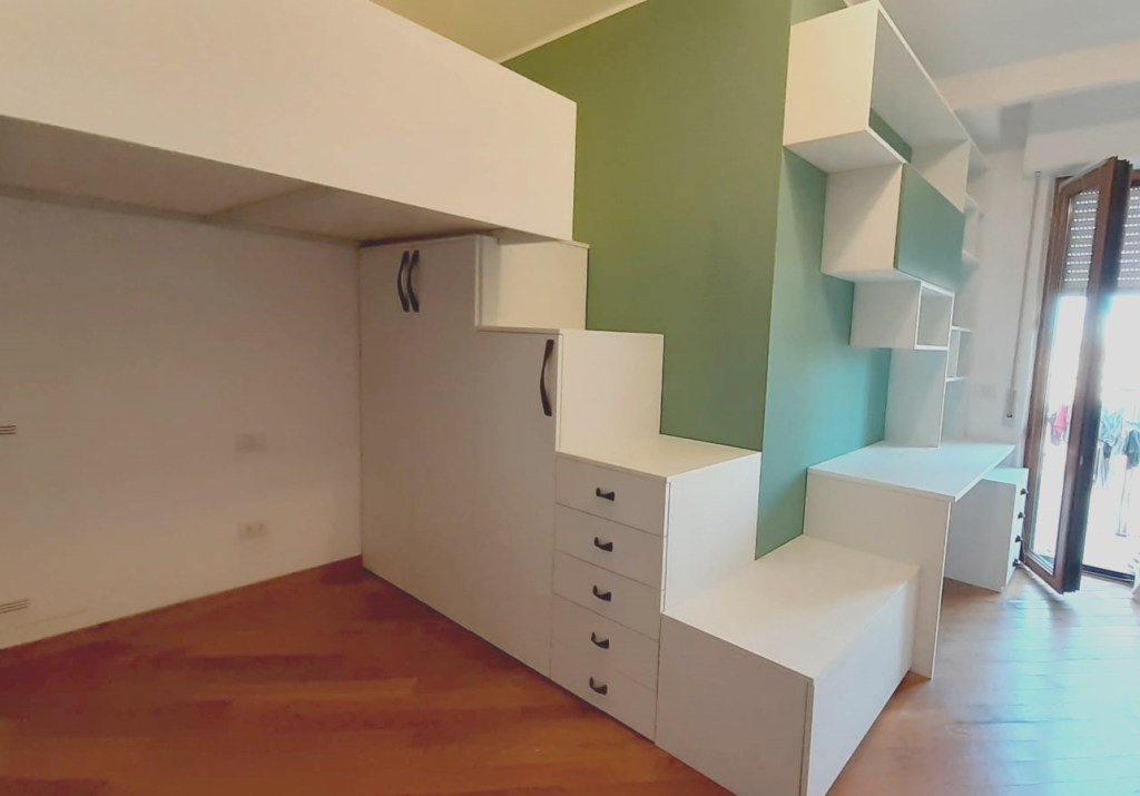 Arredare Falegnameria arredamenti su misura per abitazioni e attività commerciali; Falegname Falconara, Arredamenti su misura Ancona